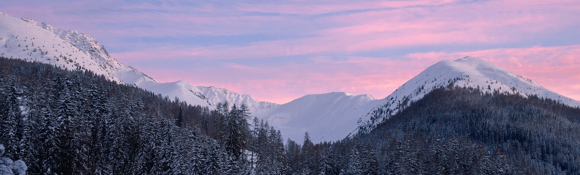 AMERON Davos Swiss Mountain Resort Angebote Weihnachten Winterlandschaft