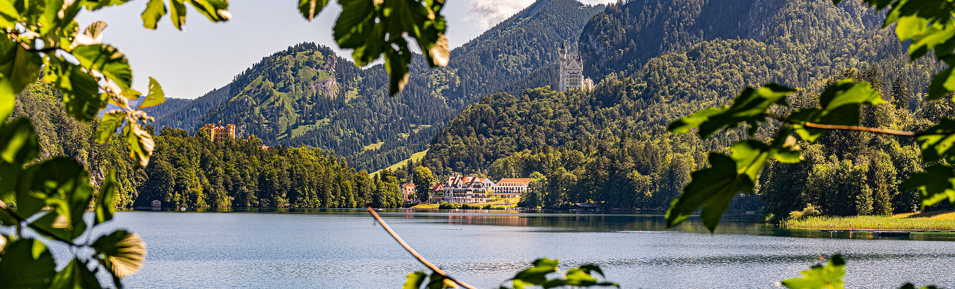 AMERON Neuschwanstein Alpsee Resort & Spa Aussenansicht See