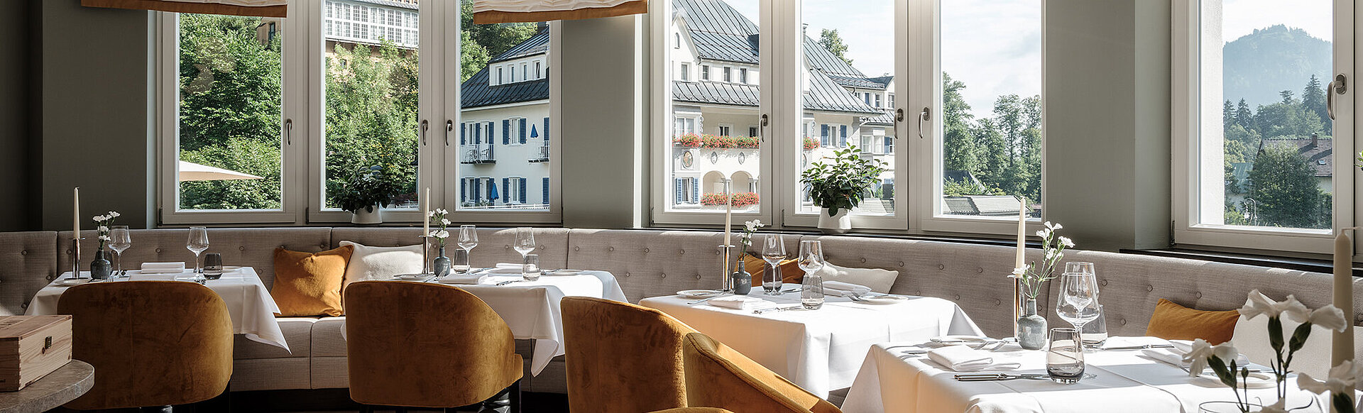 AMERON Neuschwanstein Alpsee Resort & Spa Restaurant Lisl gedeckte tische